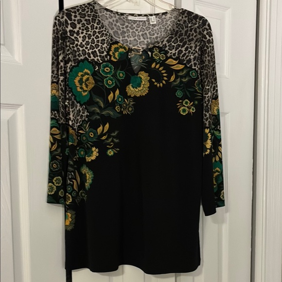Susan Graver Black and Green Graphic Tunic 3/4 Sleeve- Size Medium - Picture 1 of 13